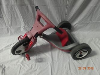 3 wheel radio flyer